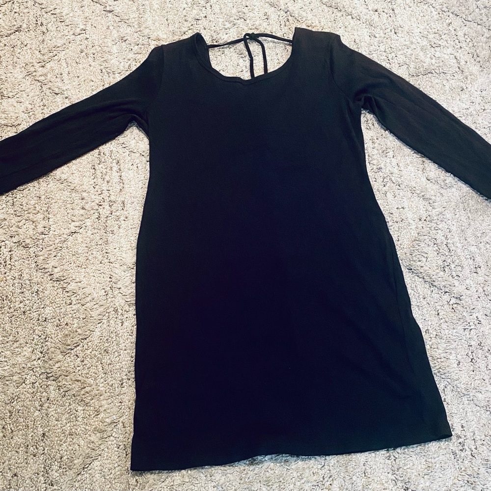 H&M Back-Out Long Sleeves Black Short Dress! Plus Size.